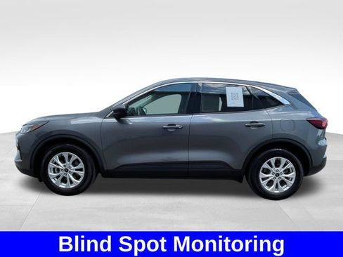 Used 2023 Ford Escape Active FWD image 2