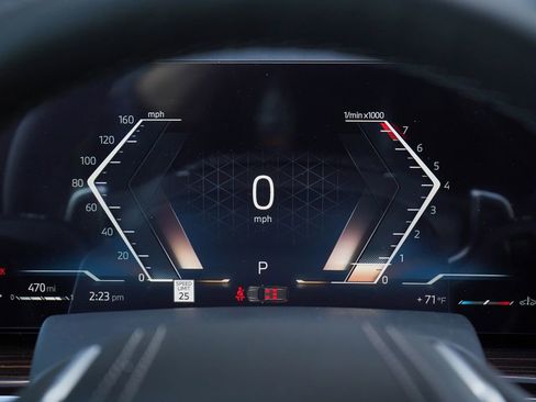 New 2026 BMW X5 sDrive40i w/ Parking Assistance Package image 16