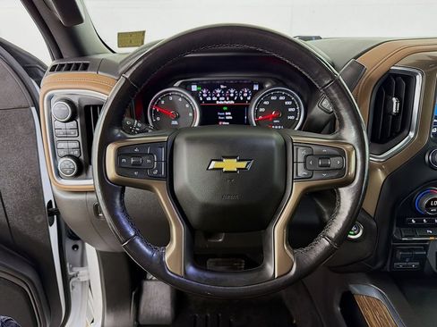 Used 2021 Chevrolet Silverado 1500 High Country w/ Z71 Off-Road Package AWD/4WD image 13