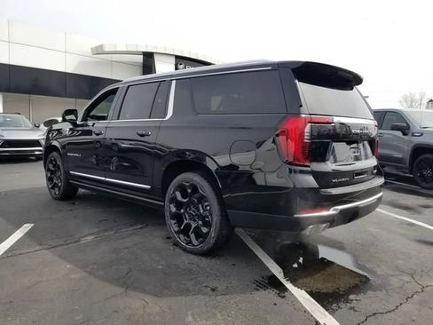 New 2026 GMC Yukon XL Denali w/ Denali Reserve Package AWD/4WD image 8