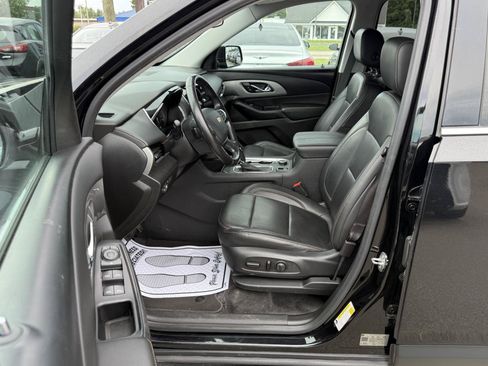 Used 2020 Chevrolet Traverse LT FWD image 8