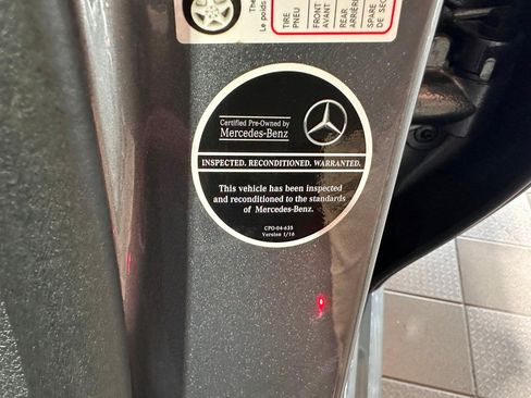 Certified 2025 Mercedes-Benz GLE 580 4MATIC image 44