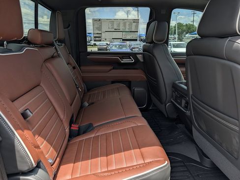 New 2026 GMC Sierra 2500 Denali Ultimate AWD/4WD image 31