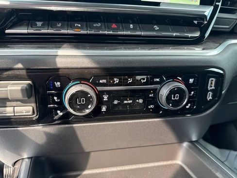 New 2026 Chevrolet Silverado 2500 LTZ w/ LTZ Plus Package AWD/4WD image 30