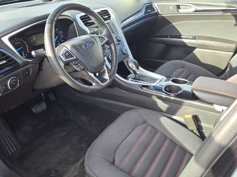 Used 2013 Ford Fusion SE image 21