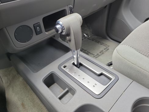 Used 2017 Nissan Frontier SV RWD image 28