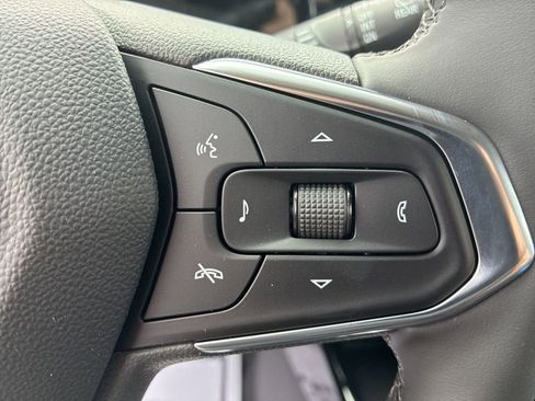 New 2026 Chevrolet Trax LT w/ LT Convenience Package FWD image 19