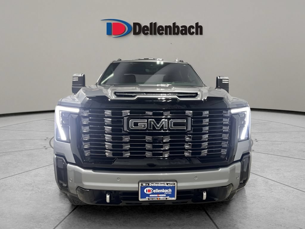Used 2025 GMC Sierra 3500 Denali Ultimate AWD/4WD image 8
