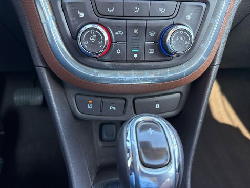Used 2013 Buick Encore Premium image 22