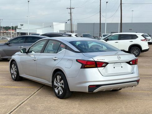Certified 2023 Nissan Altima 2.5 S FWD image 4