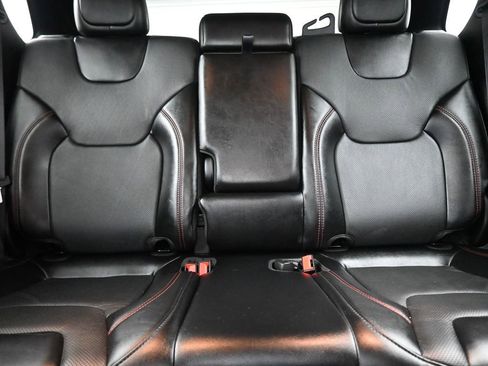 Used 2022 Jeep Cherokee Trailhawk w/ Premium Leather Package image 29