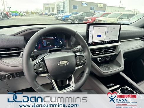 New 2025 Ford Explorer Platinum w/ LUX Leather Package AWD/4WD image 21