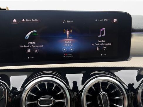 Used 2022 Mercedes-Benz A 220 image 21