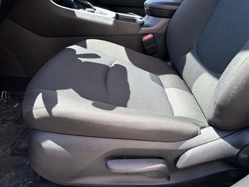 Used 2025 Toyota RAV4 LE image 13