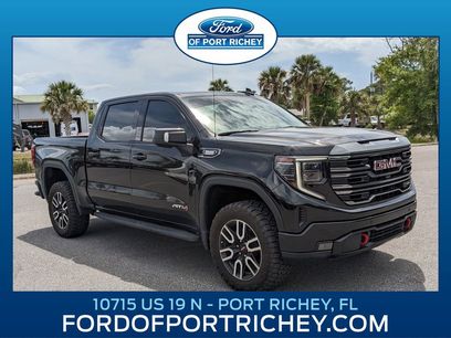 Used 2022 GMC Sierra 1500 AT4 w/ AT4 Premium Package