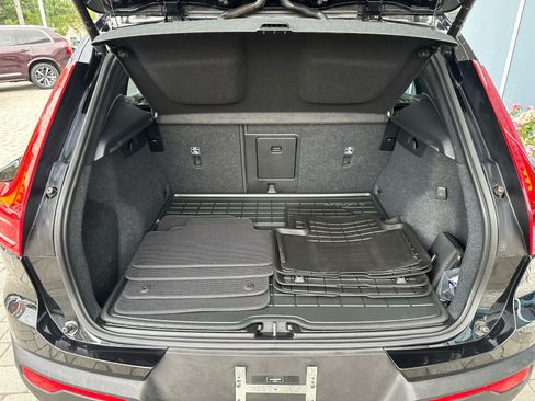 Used 2023 Volvo XC40 B5 Ultimate w/ Protection Package Premier AWD/4WD image 35