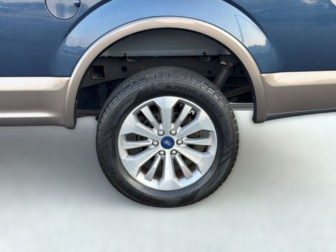 Used 2018 Ford F150 Lariat w/ Equipment Group 501A Mid AWD/4WD image 13
