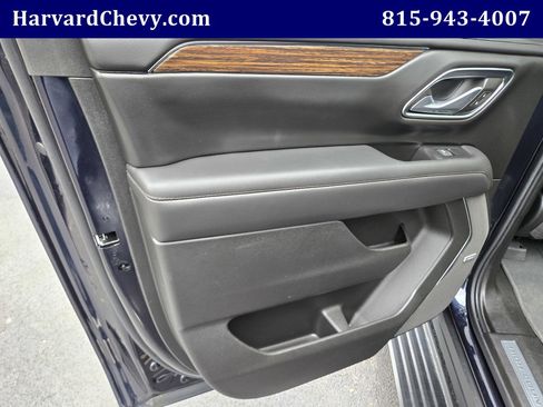 Used 2024 Chevrolet Suburban High Country AWD/4WD image 35