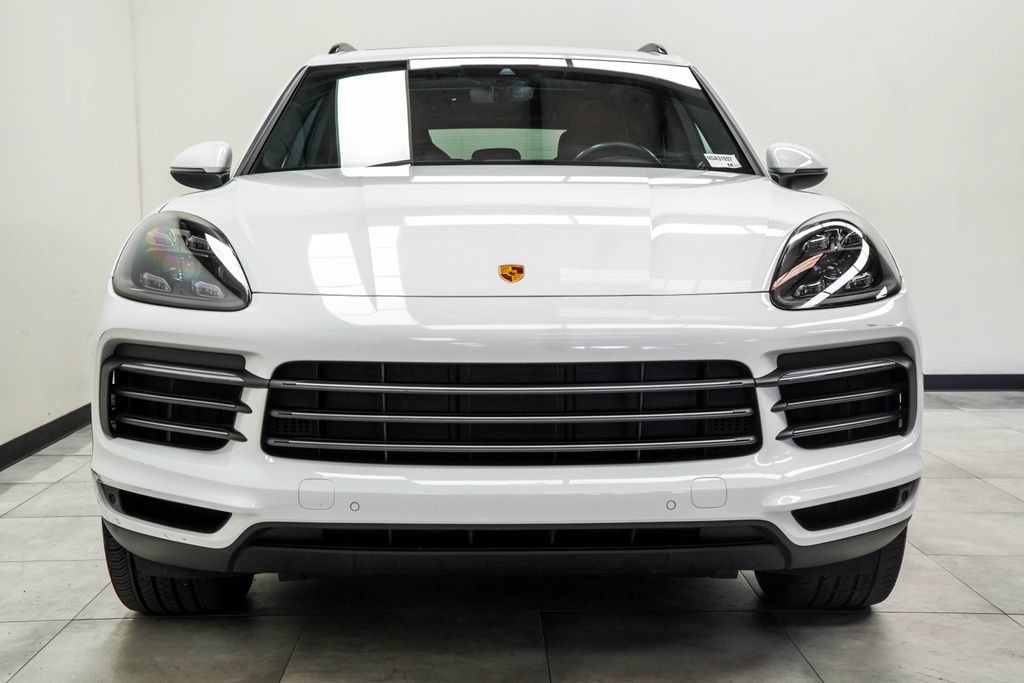 Used 2022 Porsche Cayenne S Platinum AWD/4WD image 6