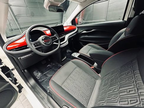 Used 2024 FIAT 500 e (RED) FWD image 17