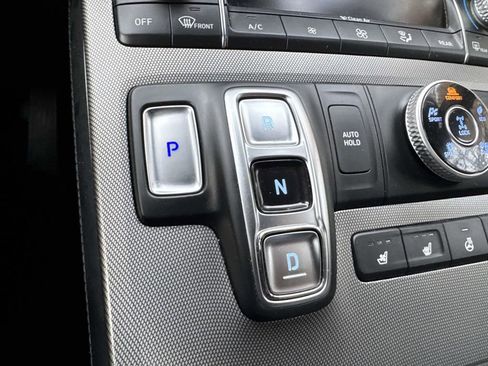 Used 2022 Hyundai Palisade Calligraphy image 23