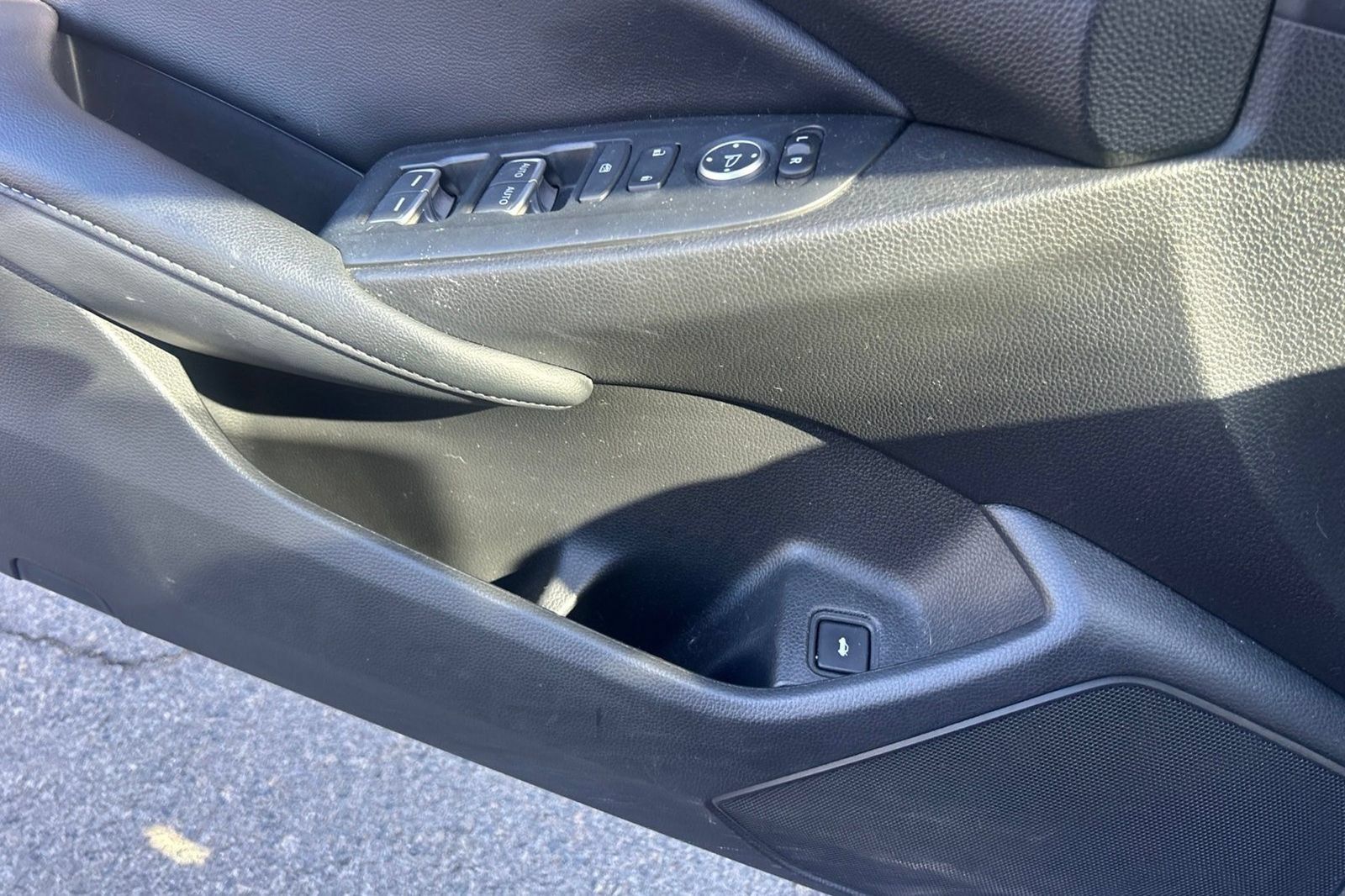 Used 2022 Honda Accord Sport image 10