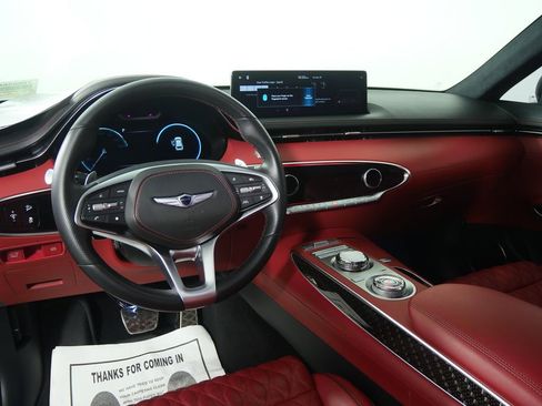 Used 2024 Genesis GV70 3.5T Sport w/ Sport Prestige Package image 19