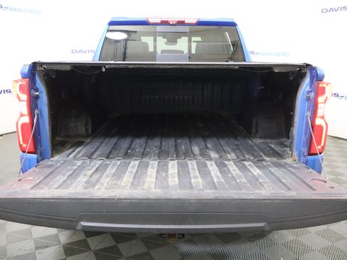 Used 2022 Chevrolet Silverado 1500 ZR2 w/ Technology Package image 8