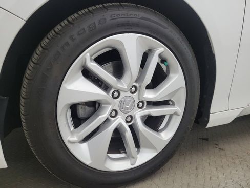 Used 2019 Honda Accord LX image 31