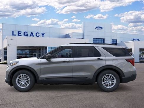 New 2026 Ford Explorer Active w/ Active Comfort Package RWD image 3
