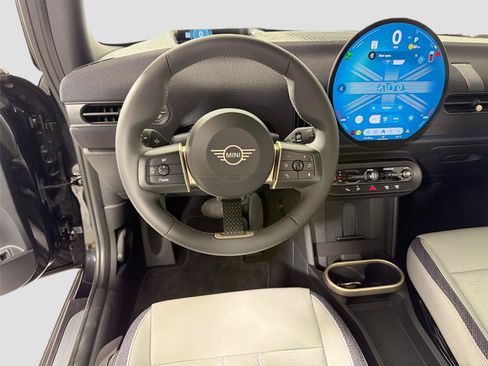 New 2026 MINI Cooper 2-Door Hardtop FWD image 21