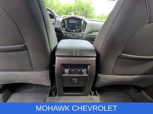 Certified 2023 Chevrolet Traverse LT AWD/4WD image 21