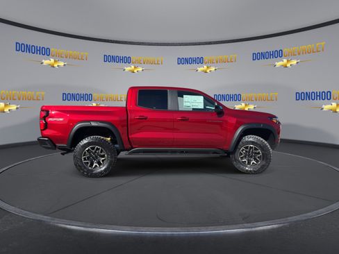 New 2026 Chevrolet Colorado ZR2 w/ Technology Package AWD/4WD image 12