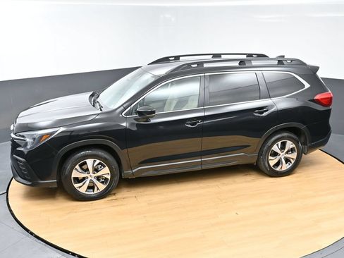 Used 2025 Subaru Ascent Premium AWD/4WD image 7