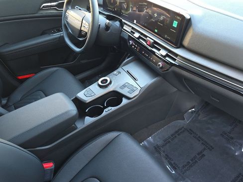 New 2026 Kia Sportage AWD Hybrid image 14