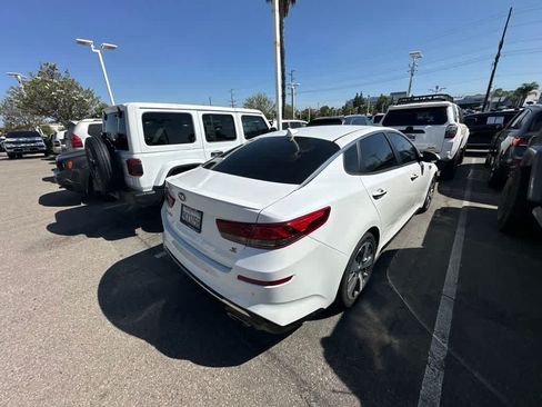 Used 2020 Kia Optima S FWD image 3