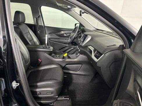 Used 2022 GMC Terrain SLT w/ Elevation Edition image 28