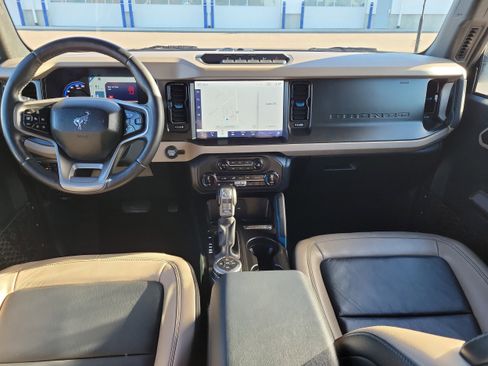 Certified 2022 Ford Bronco Wildtrak image 12