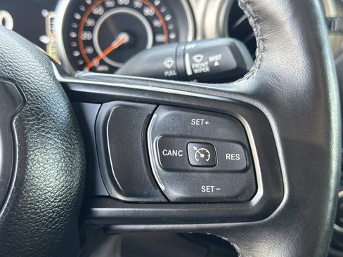 Used 2020 Jeep Gladiator Sport w/ Quick Order Package 24S image 9