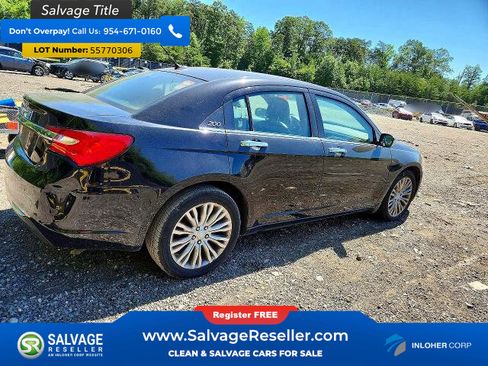 Used 2013 Chrysler 200 Limited w/ Sun/Sound Group FWD image 4