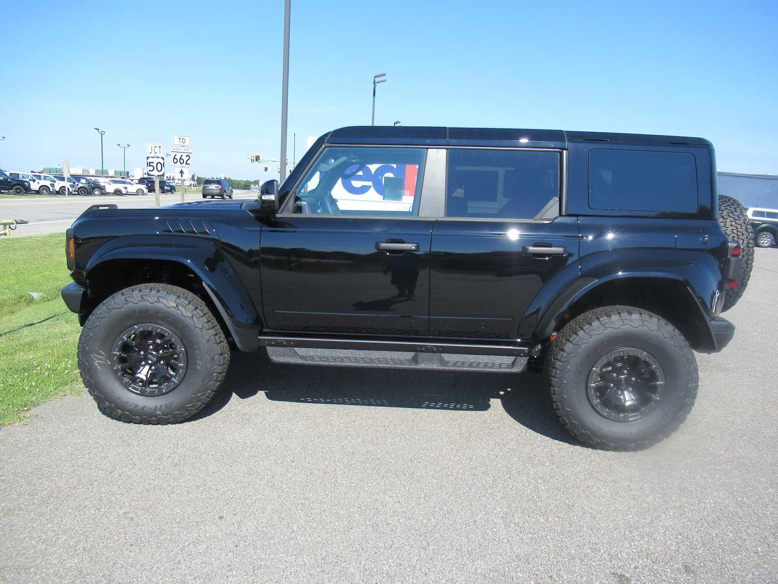 New 2026 Ford Bronco Raptor AWD/4WD image 8