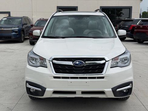 Used 2017 Subaru Forester 2.5i Premium AWD/4WD image 2