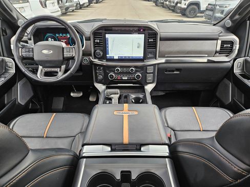 Used 2023 Ford F150 Platinum w/ FX4 Off-Road Package image 29