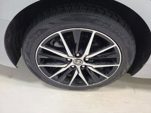 Used 2024 Toyota Camry SE FWD image 34