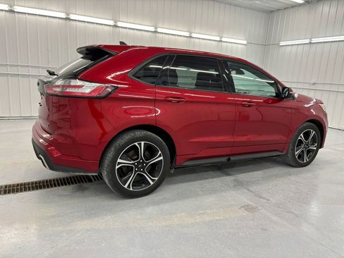 Used 2020 Ford Edge ST w/ Cold Weather Package AWD/4WD image 3