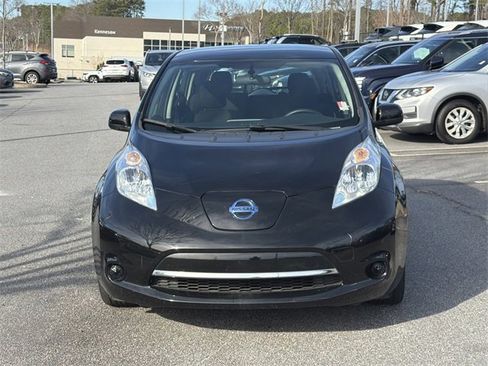 Used 2015 Nissan Leaf S w/ Charge Package image 2