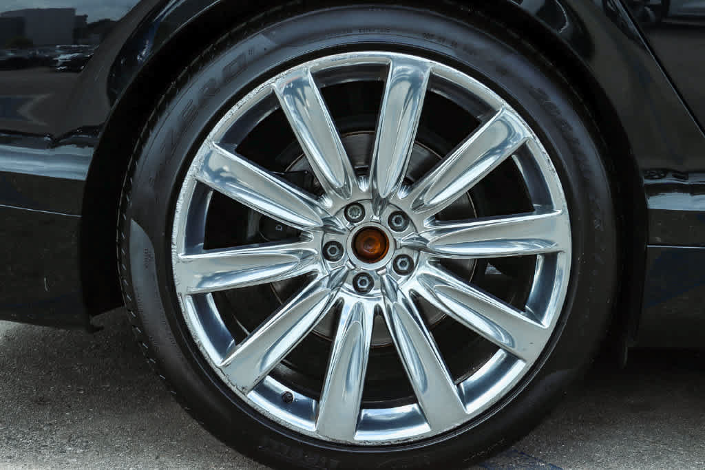 Used 2018 Bentley Flying Spur V8 AWD/4WD image 13