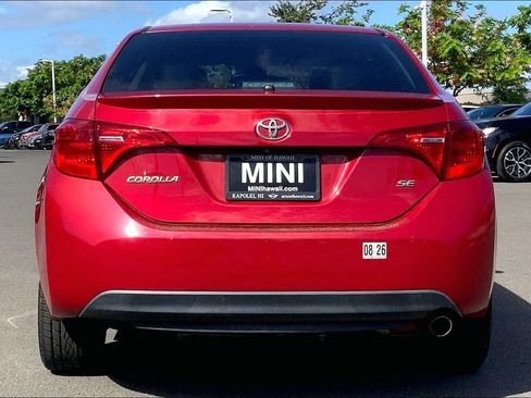 Used 2017 Toyota Corolla SE FWD image 4