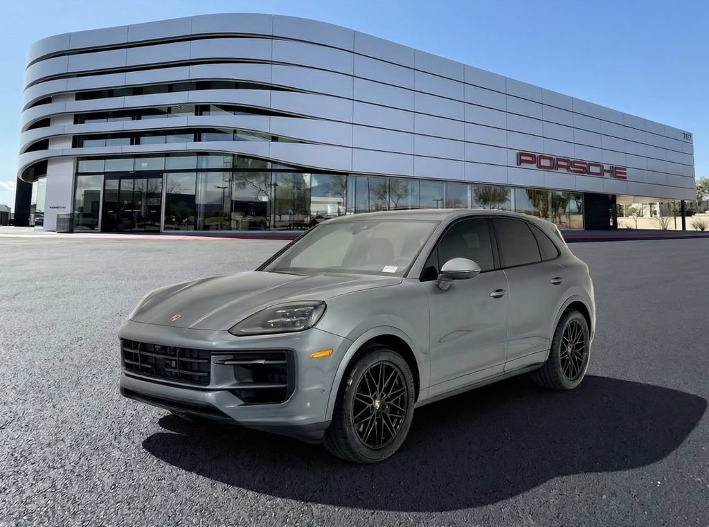 Used 2026 Porsche Cayenne AWD/4WD image 1