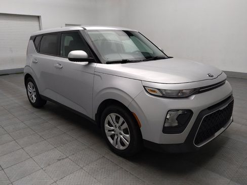 Used 2020 Kia Soul LX image 13